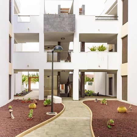 Modern Apartment In Residential Complex With Pools Costa De Antigua Εξωτερικό φωτογραφία