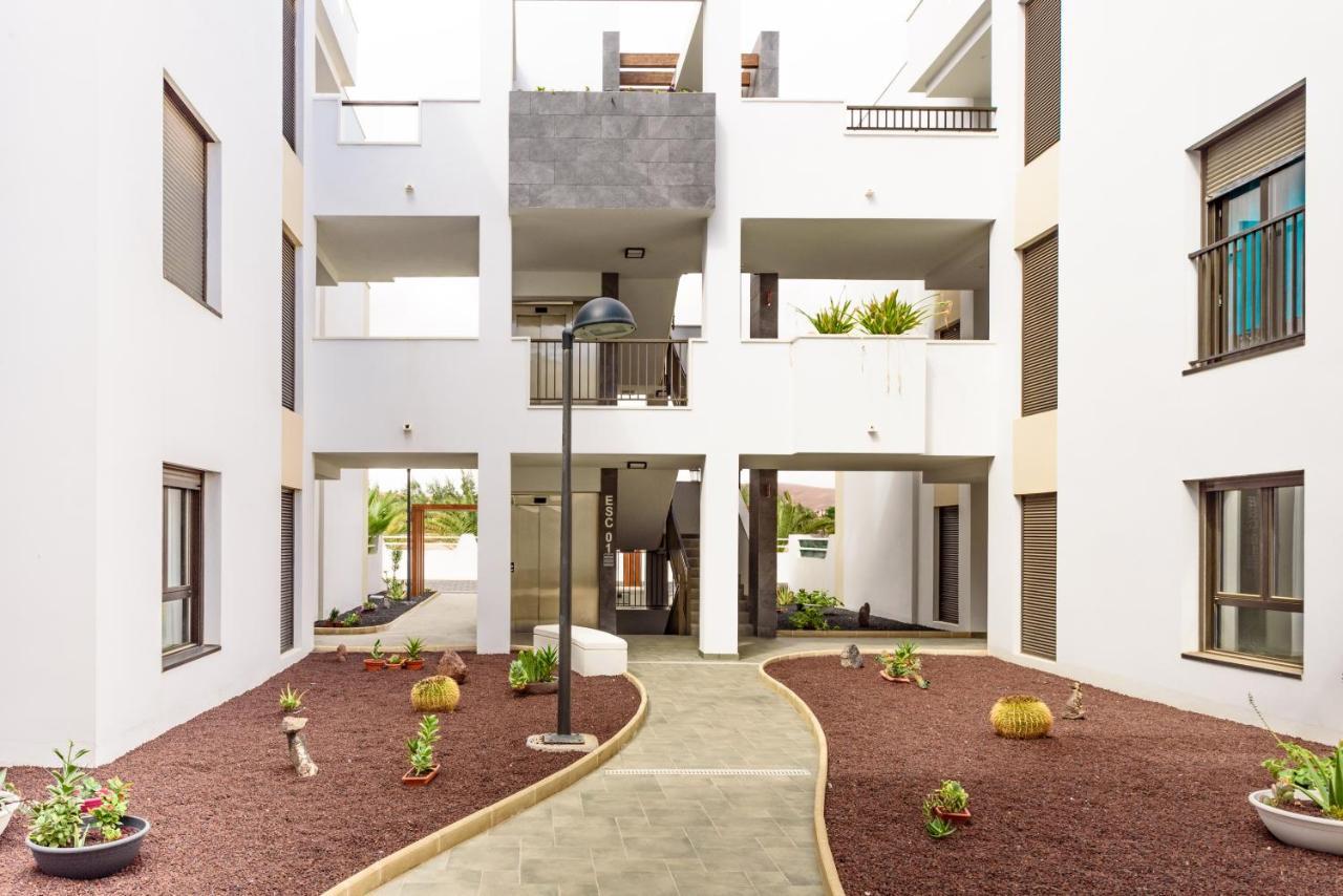 Modern Apartment In Residential Complex With Pools Costa De Antigua Εξωτερικό φωτογραφία