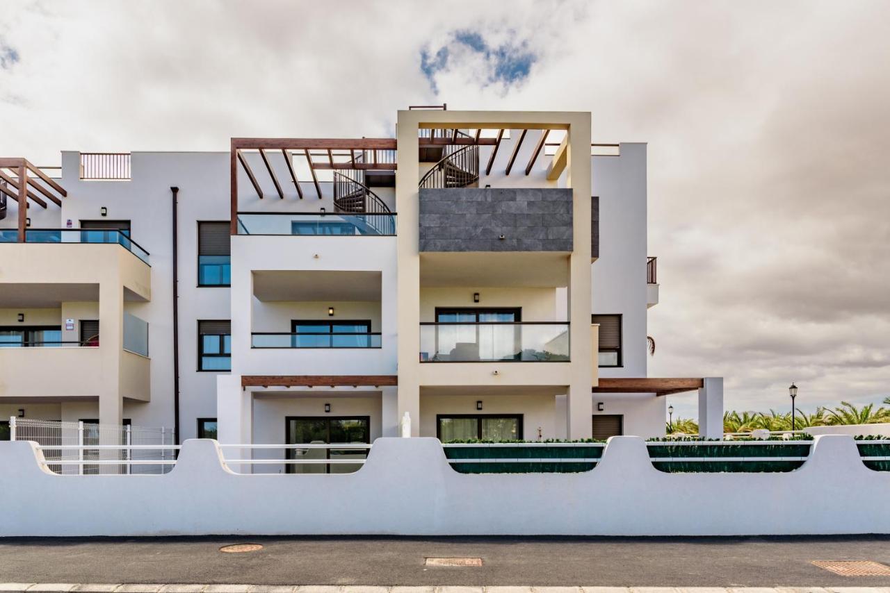 Modern Apartment In Residential Complex With Pools Costa De Antigua Εξωτερικό φωτογραφία